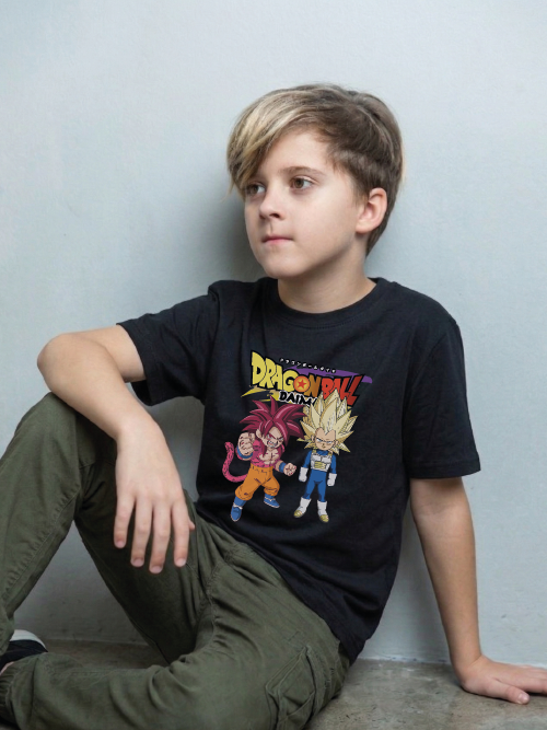 Catalogo Nino 18-05 pose 1